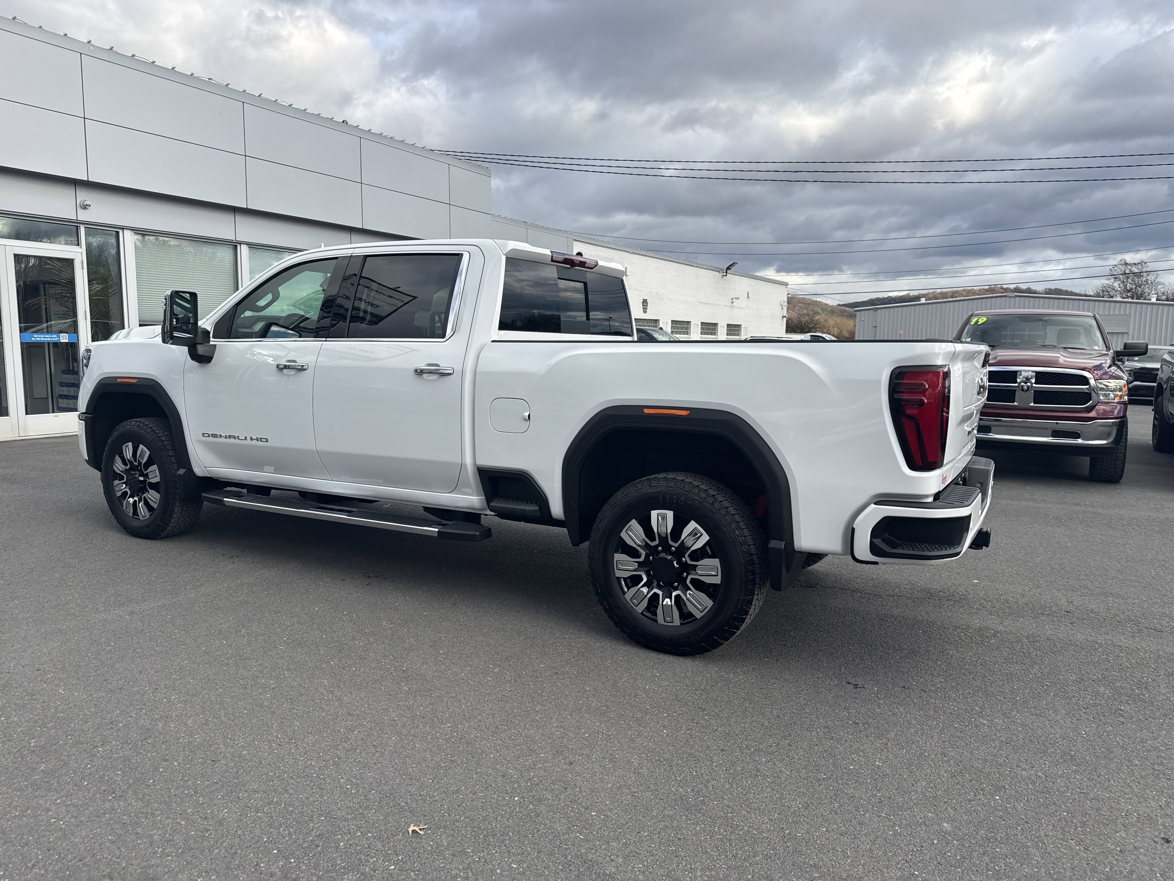 New 2026 GMC Sierra 2500 Denali image 6