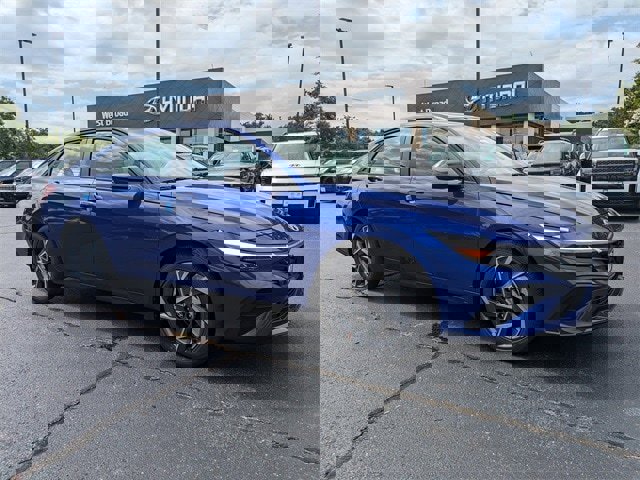 New 2025 Hyundai Elantra Sport