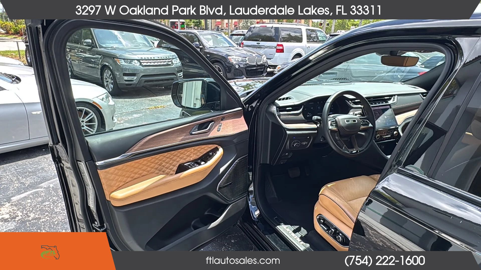 Used 2022 Jeep Grand Cherokee Summit w/ Luxury Tech Group V AWD/4WD image 21