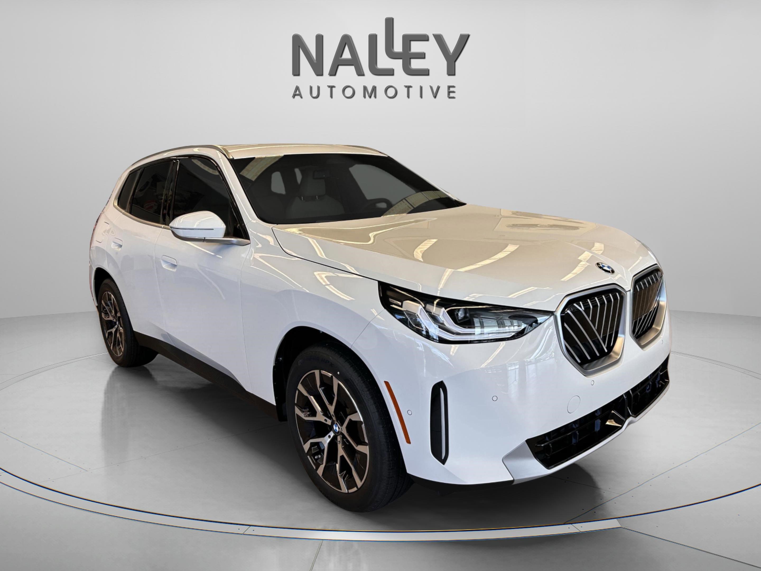 Used 2025 BMW X3 xDrive30i image 4