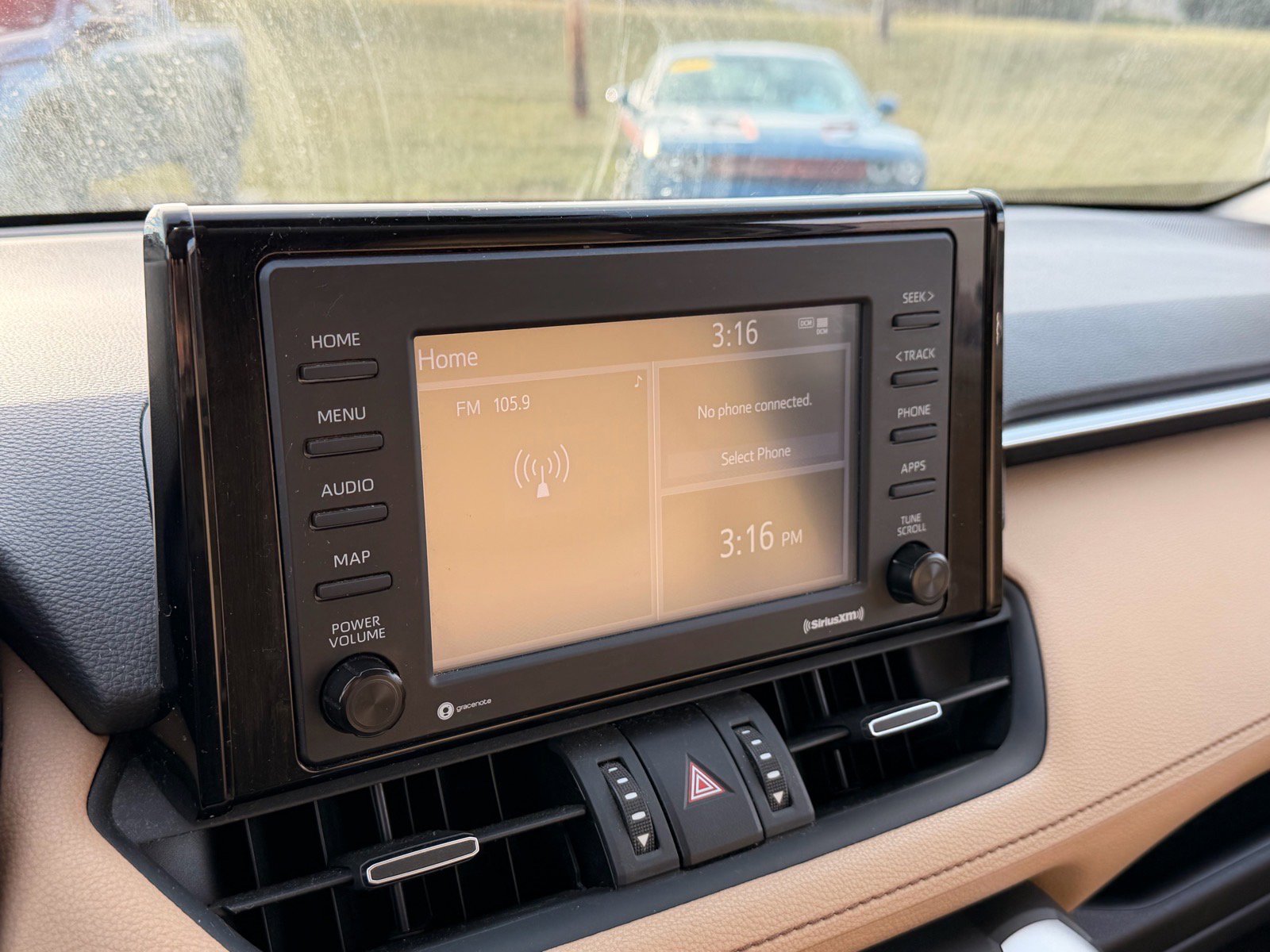 Used 2021 Toyota RAV4 XLE Premium image 21