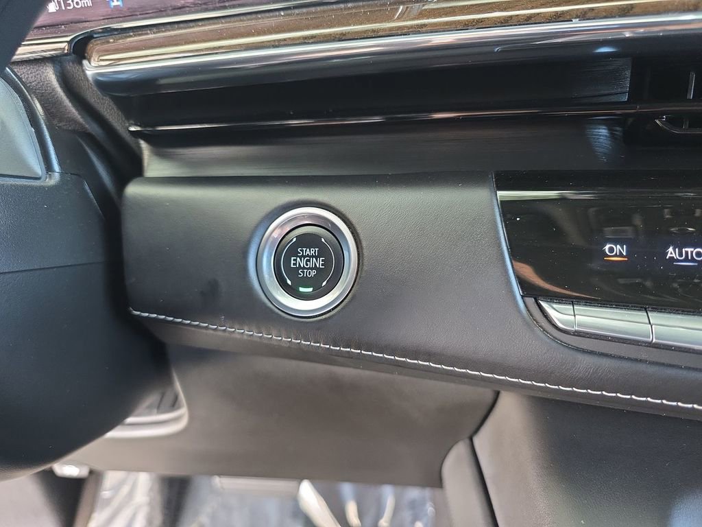 Certified 2024 Cadillac Escalade Premium Luxury Platinum image 17