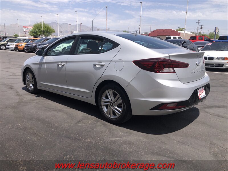 Used 2019 Hyundai Elantra SEL w/ Cargo Package FWD image 6