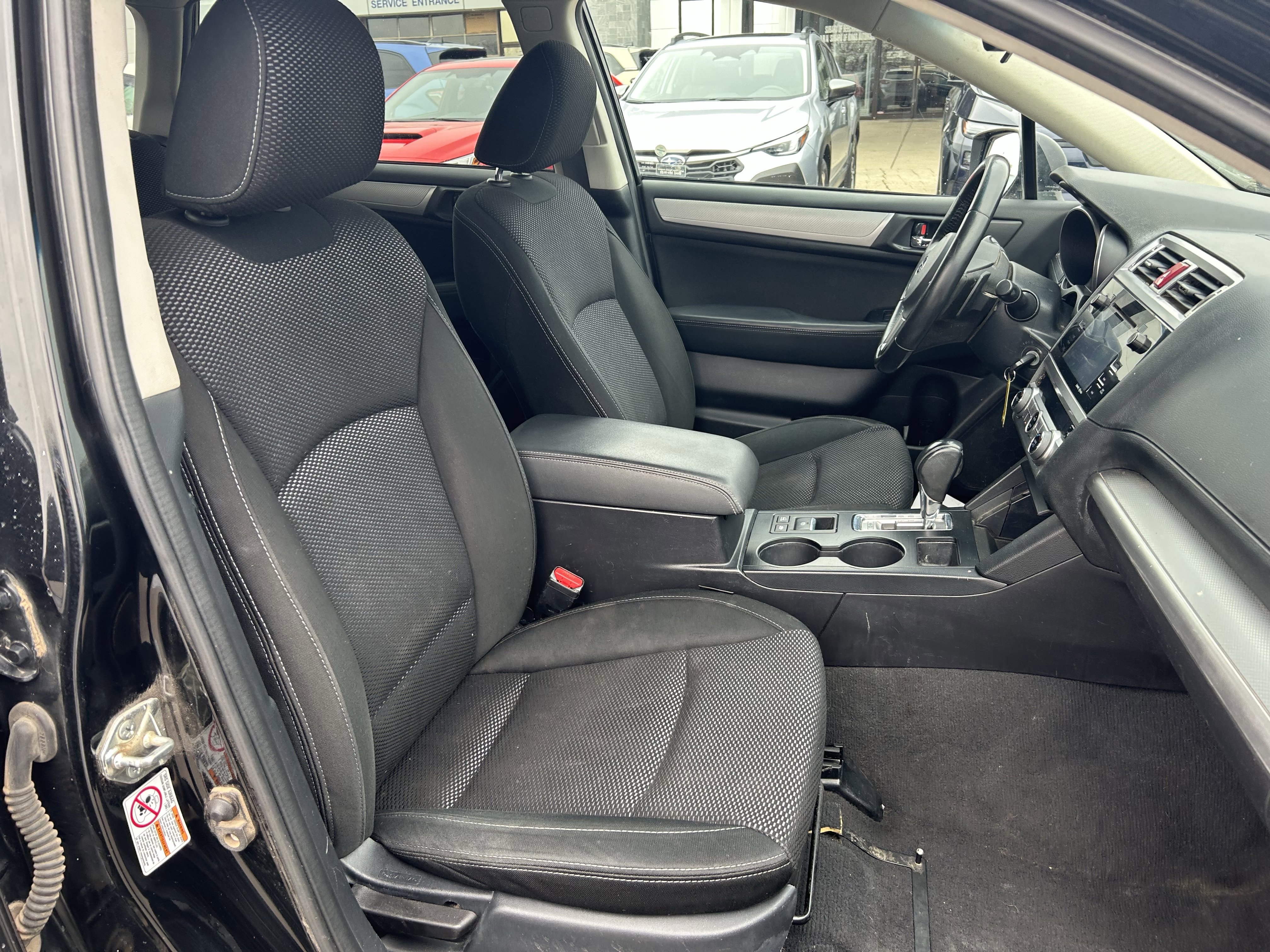 Used 2017 Subaru Outback 2.5i Premium image 24