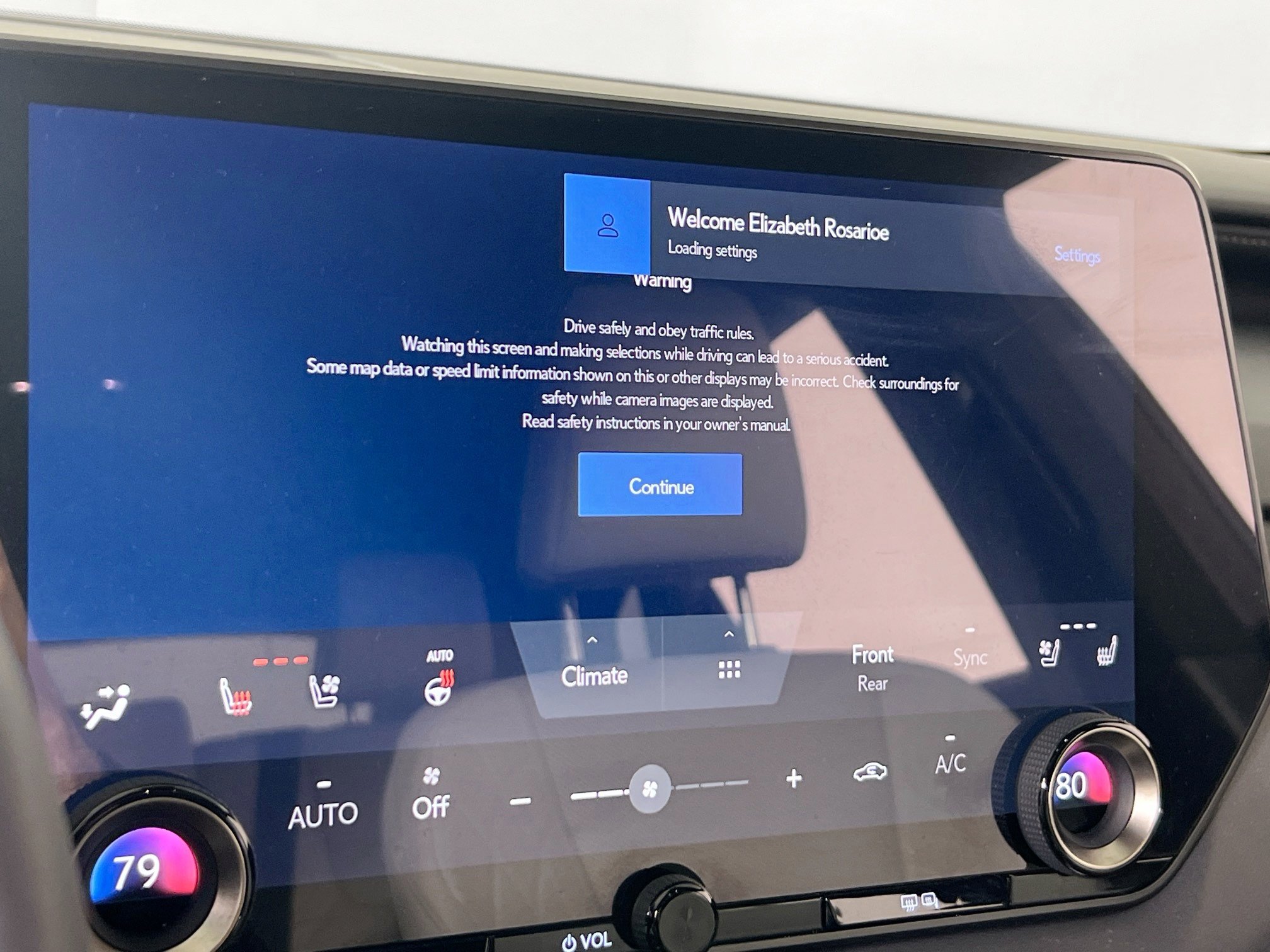 Used 2025 Lexus RX 350h w/ Accessory Package image 15