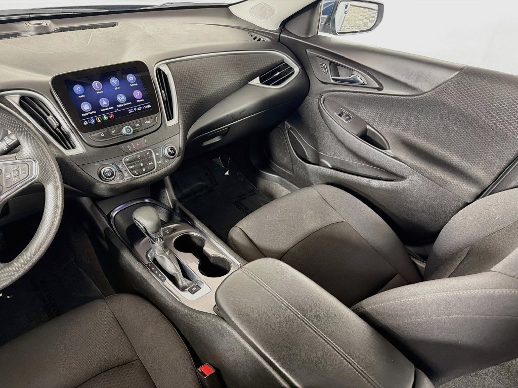 Used 2024 Chevrolet Malibu LT FWD image 22
