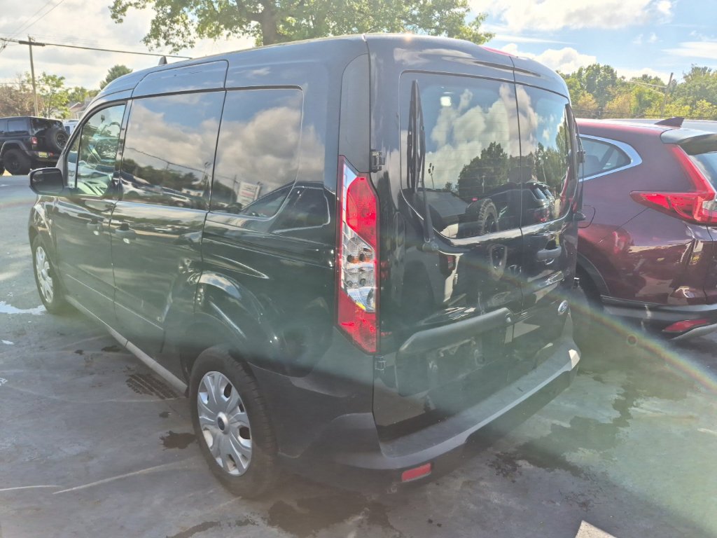 Used 2022 Ford Transit Connect XL FWD image 3