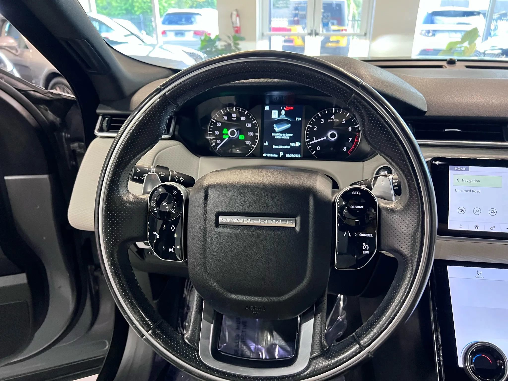 Used 2020 Land Rover Range Rover Velar R-Dynamic S image 15