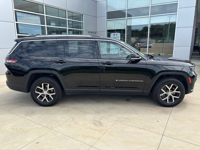 Used 2023 Jeep Grand Cherokee L Limited AWD/4WD image 8