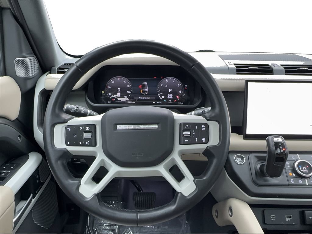 Used 2024 Land Rover Defender 130 S image 38