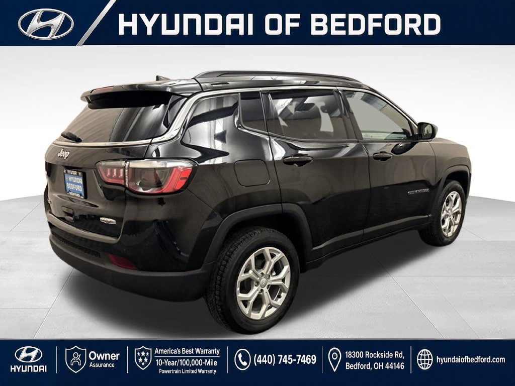 Used 2024 Jeep Compass Latitude AWD/4WD image 7