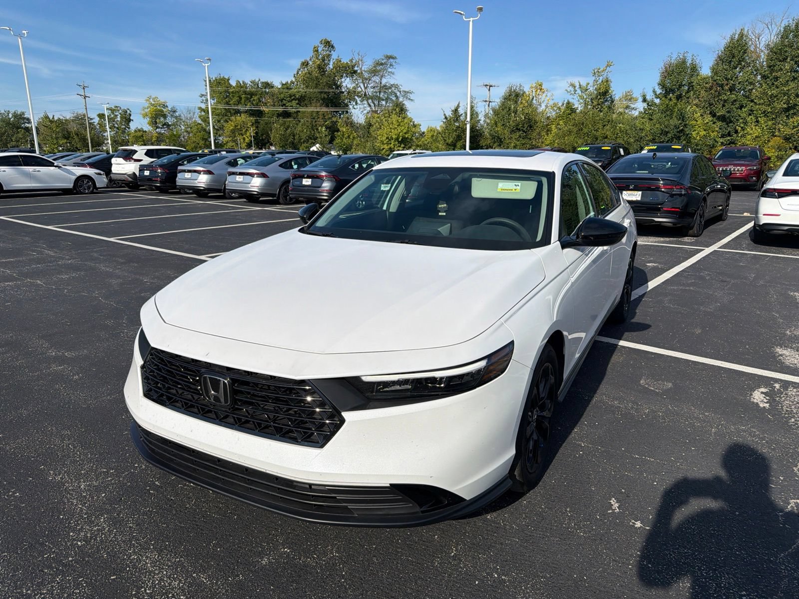 Used 2025 Honda Accord SE image 2