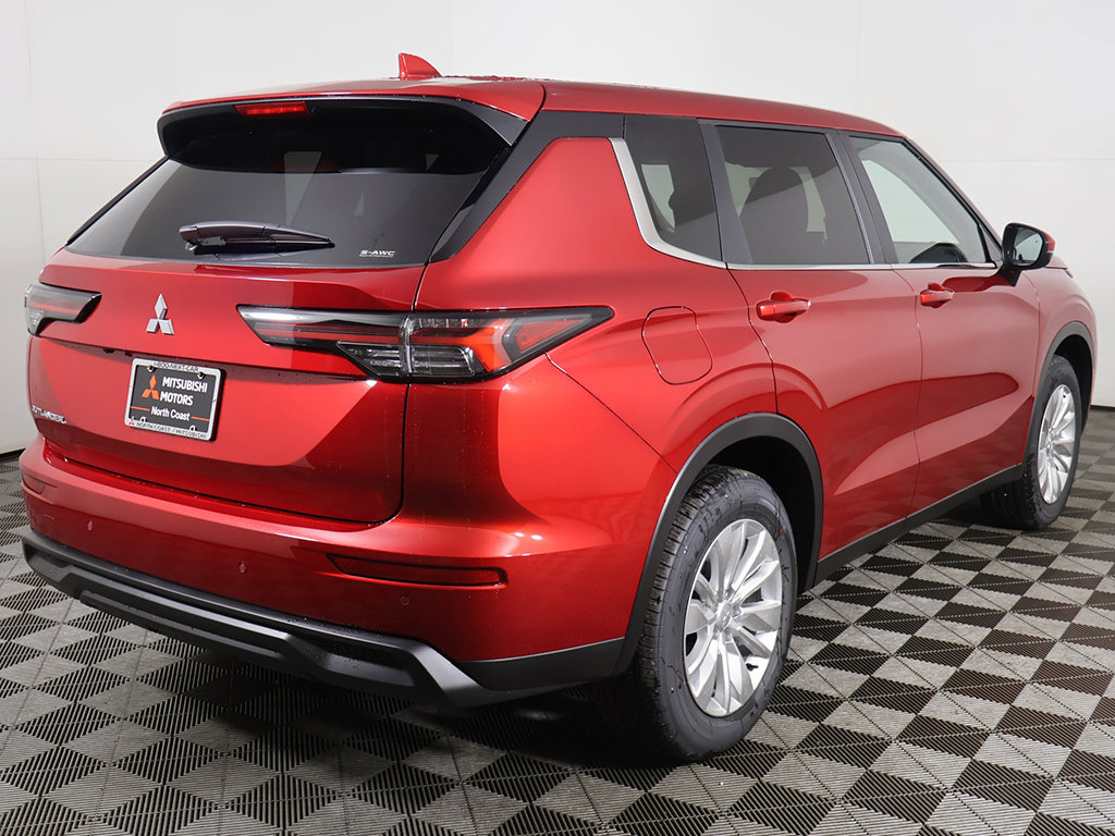 New 2026 Mitsubishi Outlander ES AWD/4WD image 11