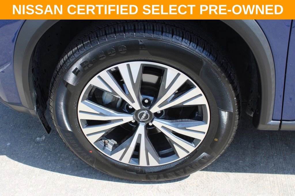Certified 2023 Nissan Rogue SV image 12