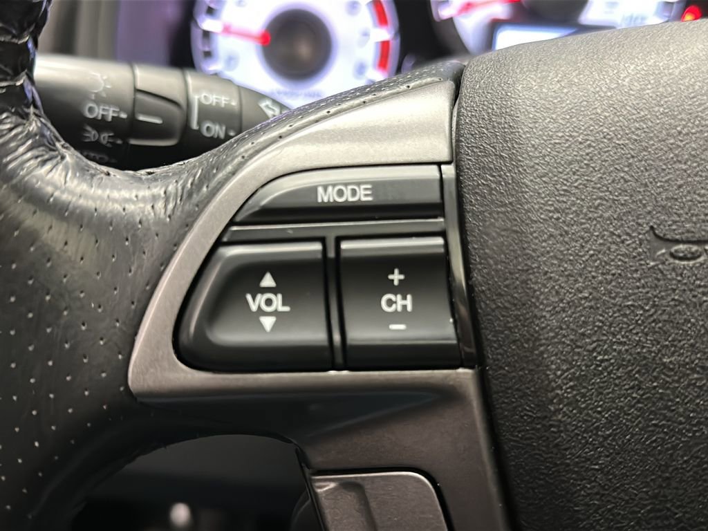 Used 2014 Honda Pilot Touring image 29