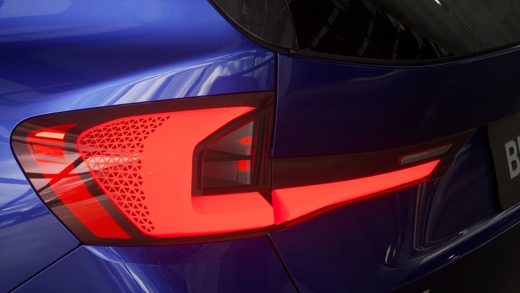 Used 2025 BMW X1 xDrive28i w/ M Sport Package AWD/4WD image 32