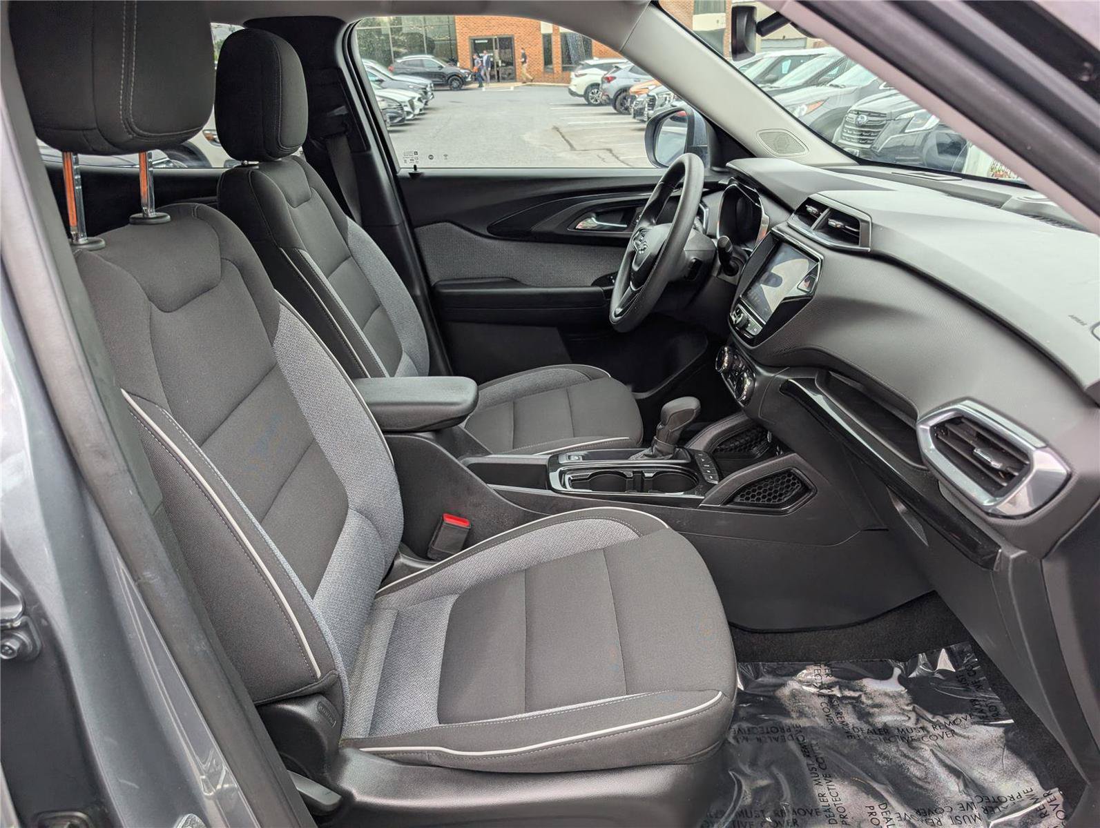 Used 2022 Chevrolet TrailBlazer LT w/ Convenience Package AWD/4WD image 12