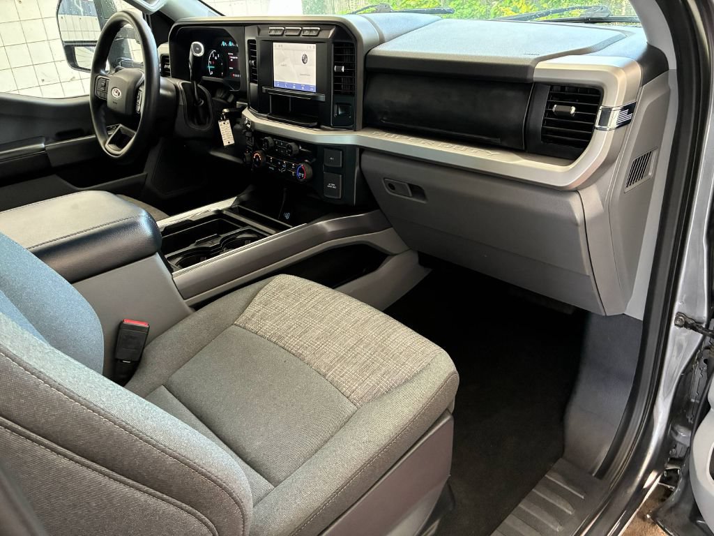 Used 2024 Ford F350 XLT w/ 360-Degree Camera Package AWD/4WD image 16