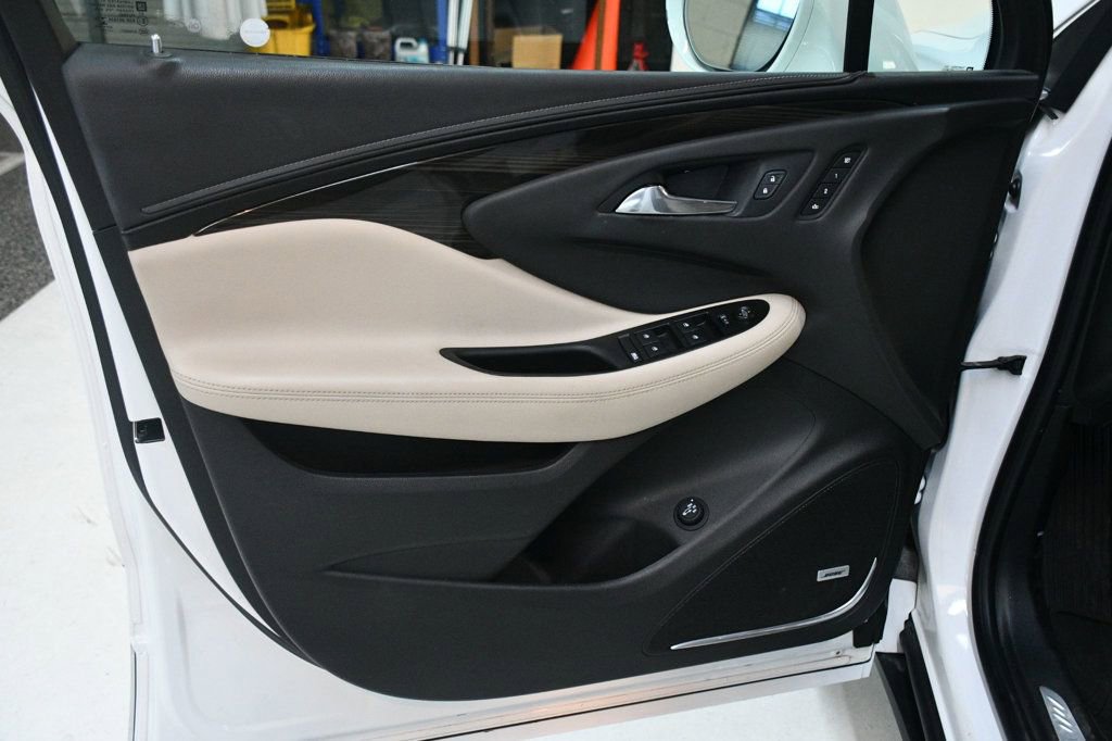 Used 2019 Buick Envision Premium w/ Driver Confidence Package image 19