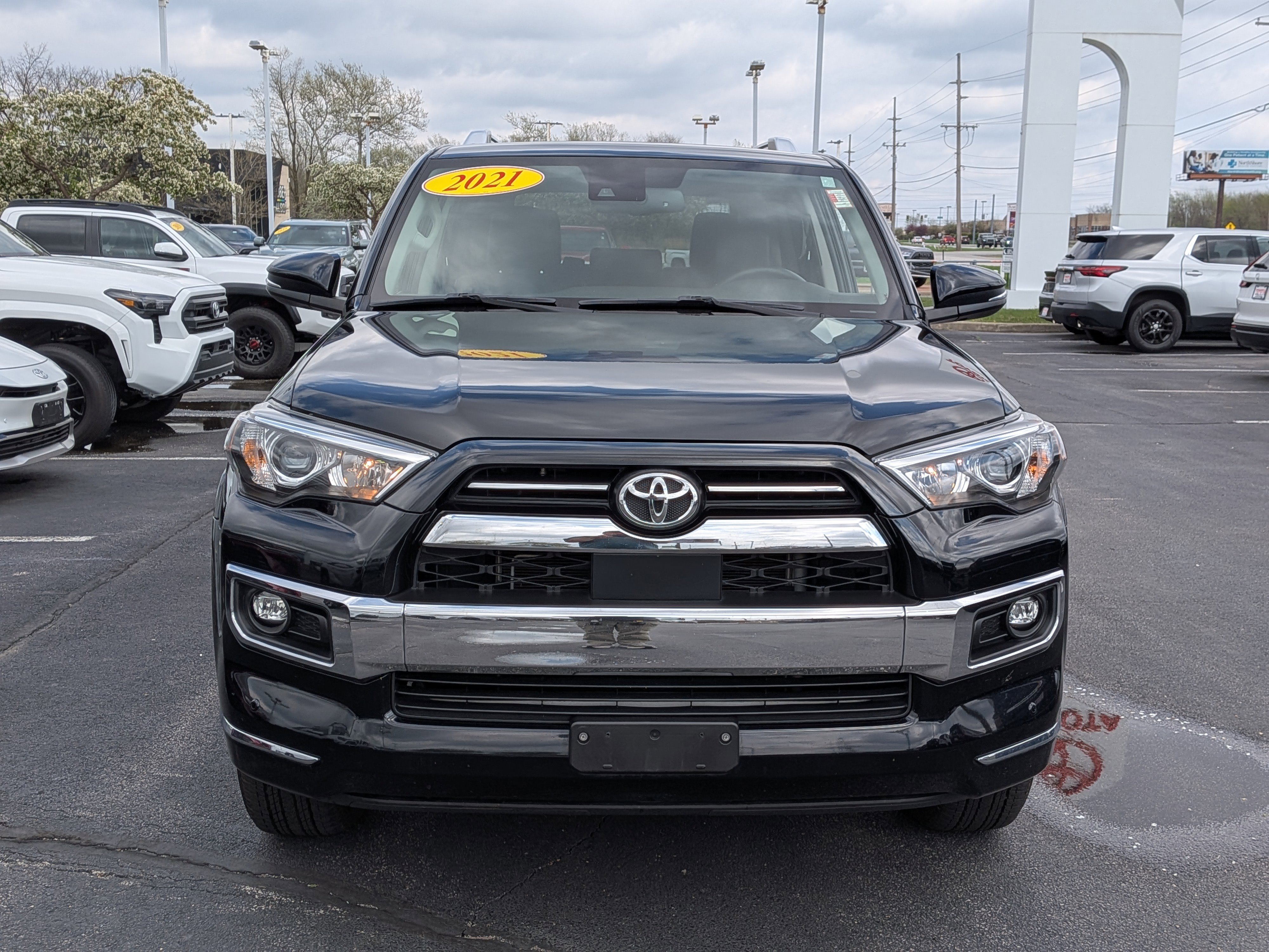 Certified 2021 Toyota 4Runner Limited AWD/4WD image 2