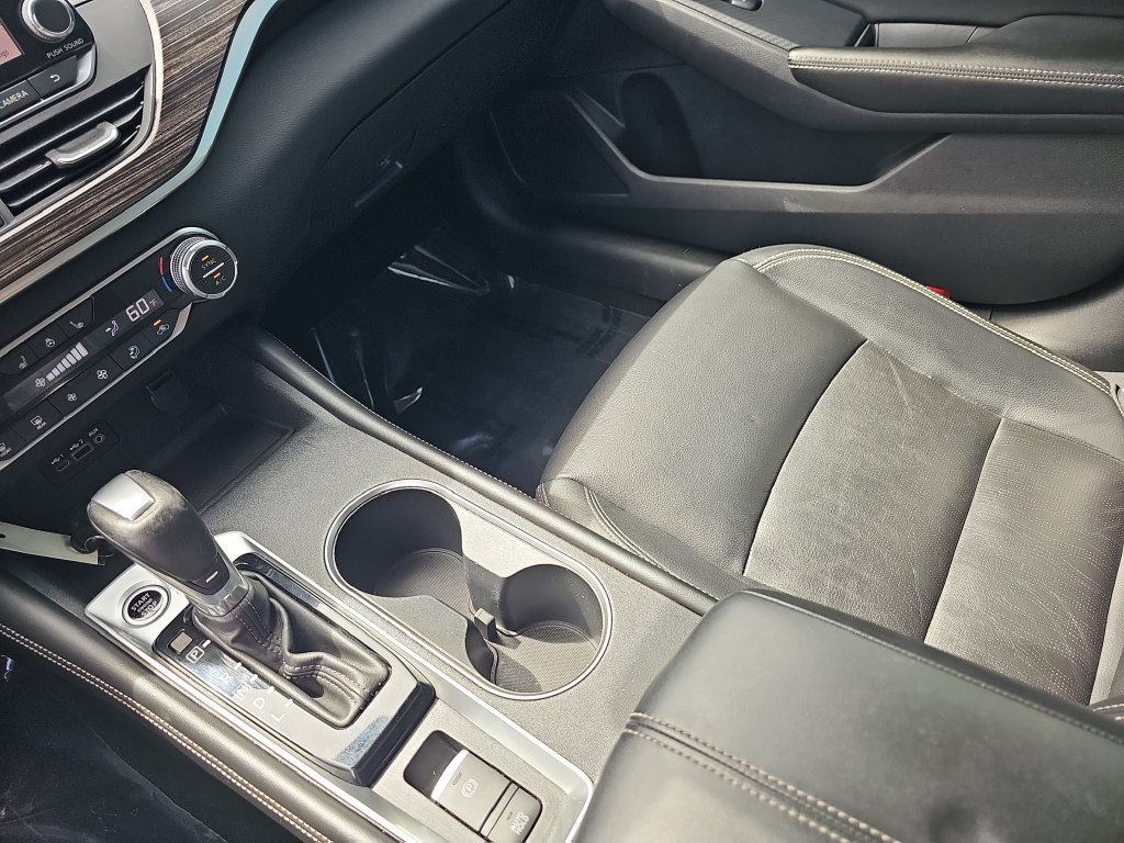 Used 2019 Nissan Altima 2.5 Platinum FWD image 25