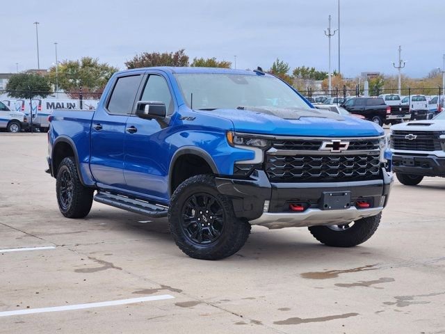 Used 2023 Chevrolet Silverado 1500 ZR2 w/ Technology Package image 2