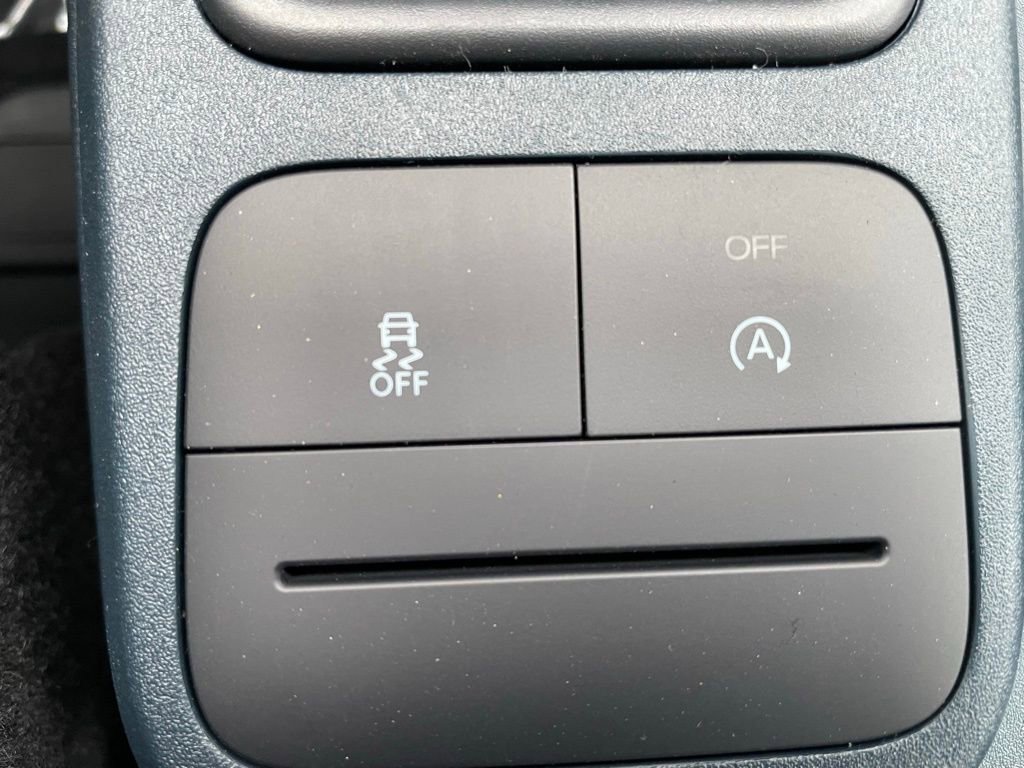 New 2026 Ford Maverick XLT AWD/4WD image 14