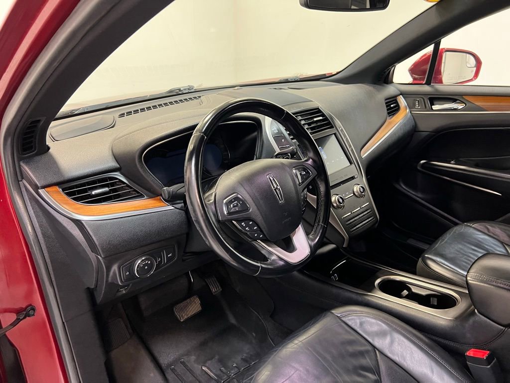Used 2017 Lincoln MKC Select image 15