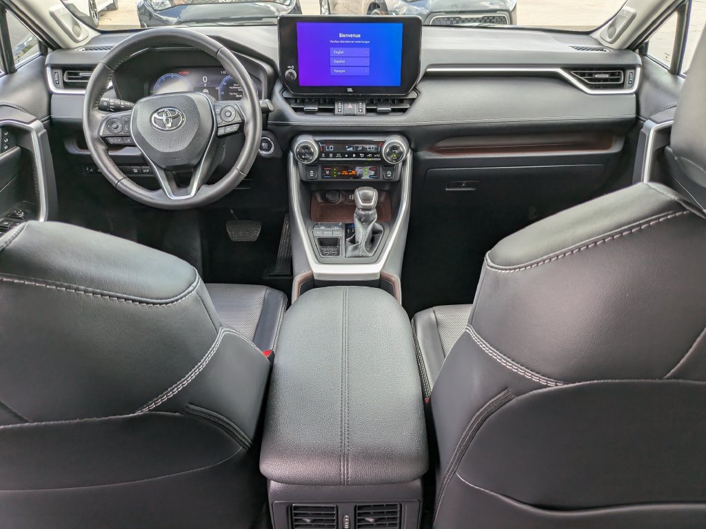 Used 2025 Toyota RAV4 Limited FWD image 17