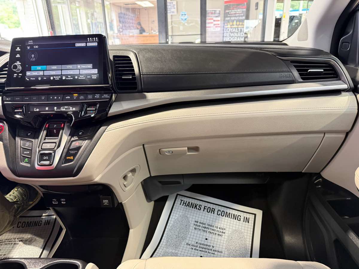Used 2025 Honda Odyssey EX-L image 21