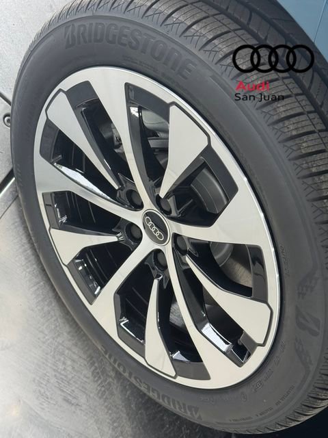 New 2026 Audi Q3 quattro 2.0T AWD/4WD image 5