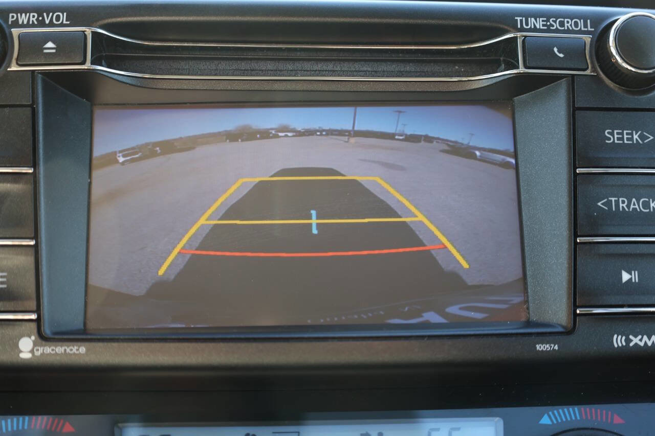 Used 2018 Toyota RAV4 XLE AWD/4WD image 22
