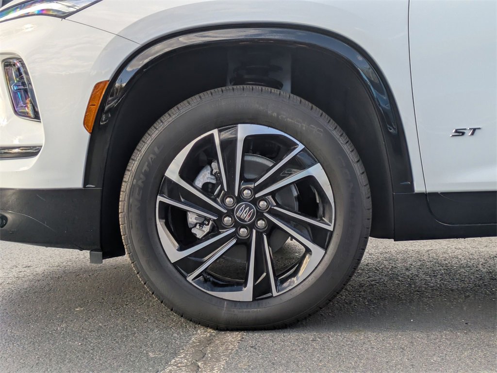 New 2026 Buick Enclave Sport Touring w/ Power Package image 8