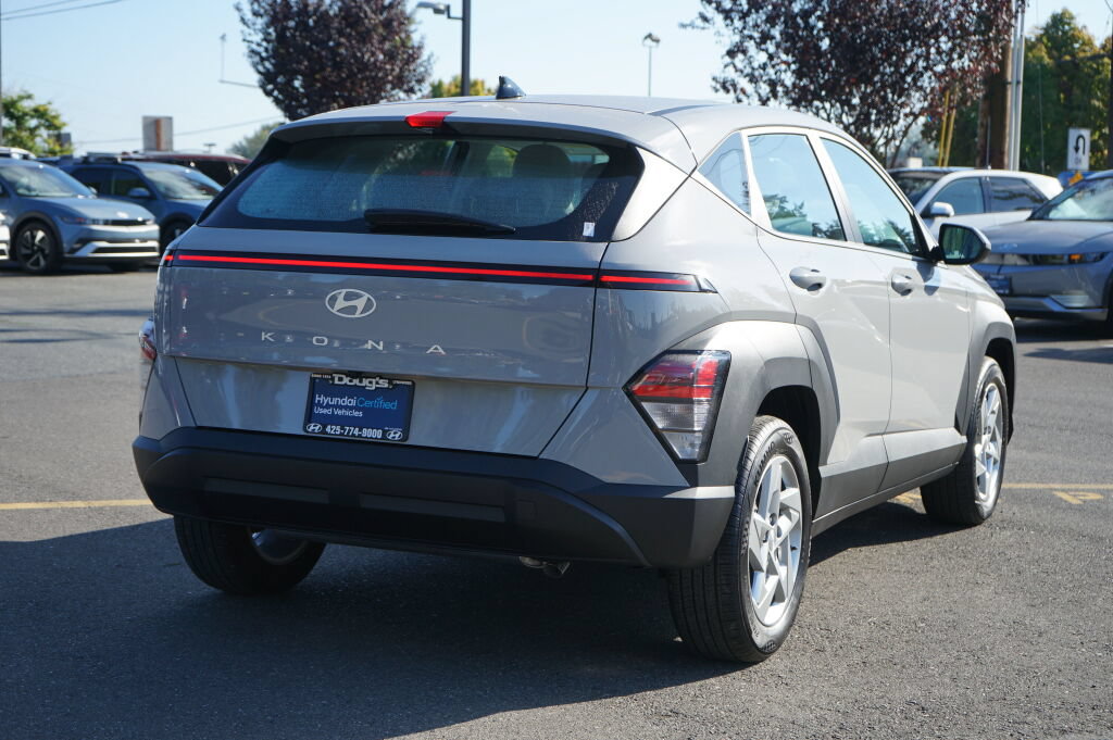 Certified 2025 Hyundai Kona SE FWD image 7