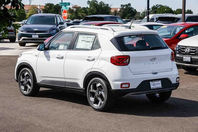 New 2026 Hyundai Venue SEL image 2