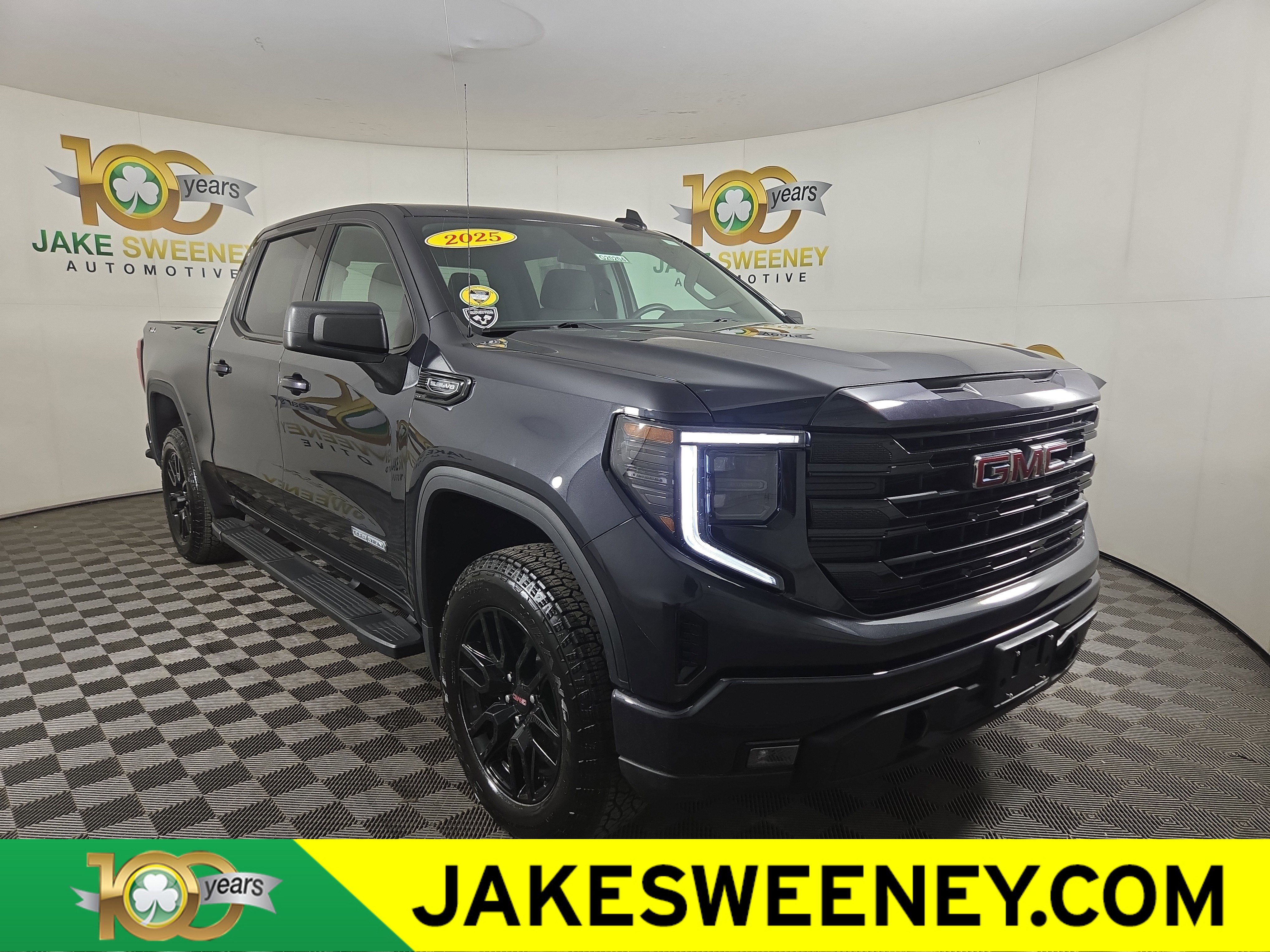 Certified 2025 GMC Sierra 1500 Elevation AWD/4WD image 1