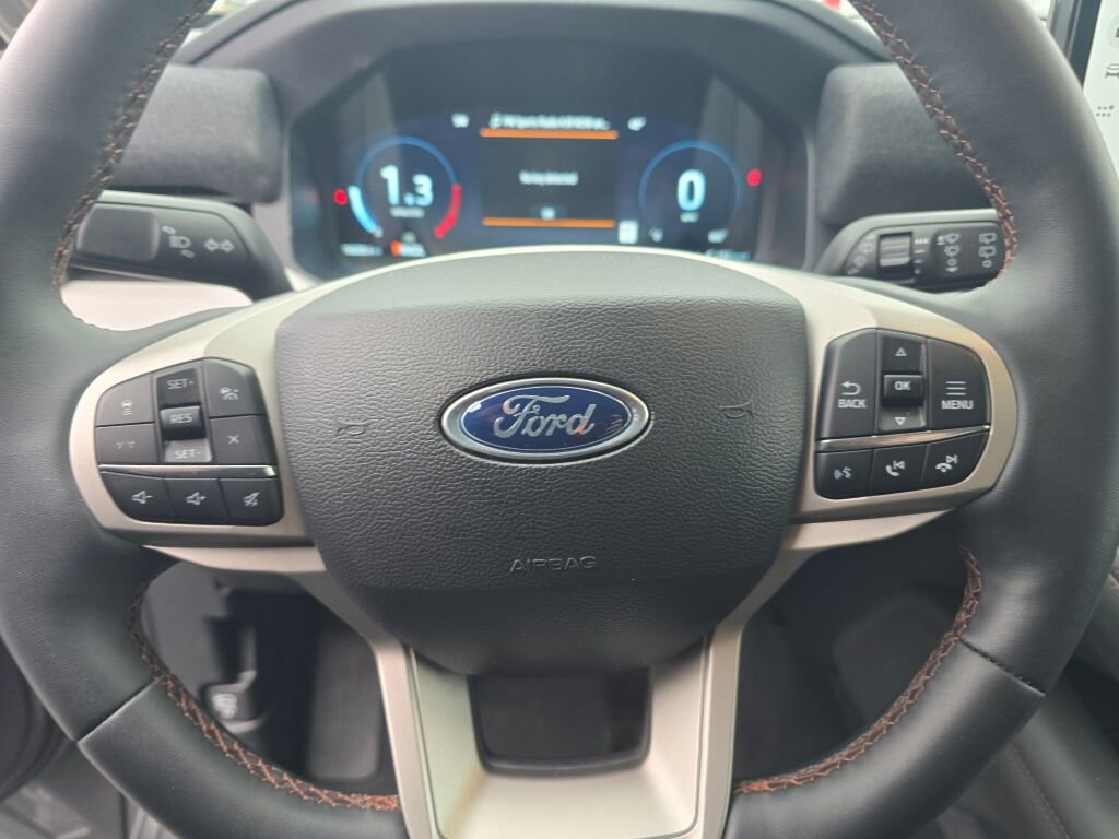 Used 2025 Ford Explorer Active image 22