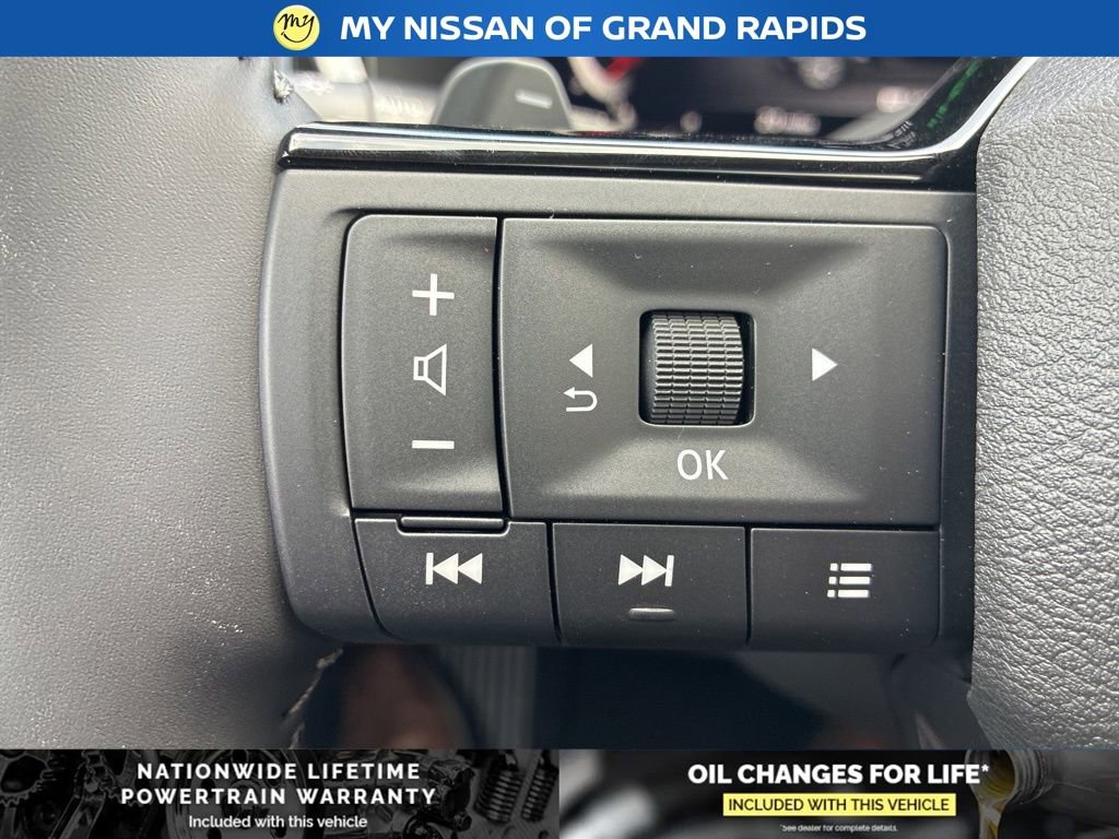 New 2026 Nissan Pathfinder Platinum image 24