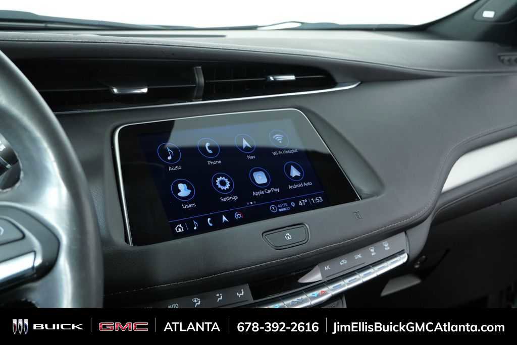 Used 2021 Cadillac XT4 Premium Luxury w/ Cold Weather Package image 13