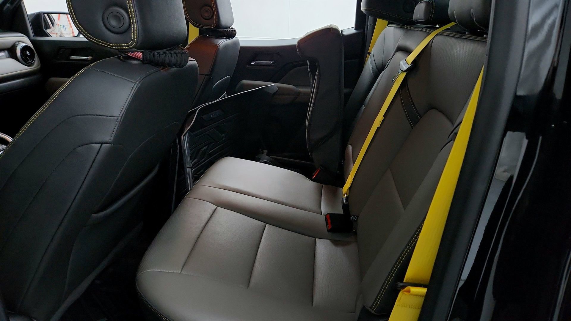 Certified 2024 Chevrolet Colorado ZR2 w/ ZR2 Convenience Package III AWD/4WD image 18