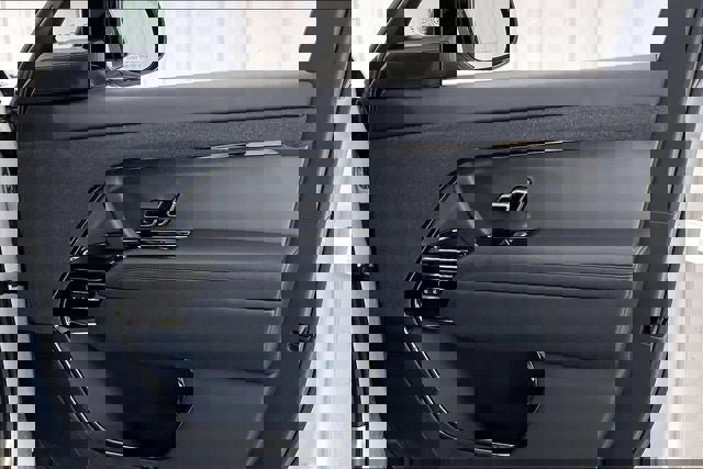 Used 2024 Land Rover Range Rover Sport Dynamic SE image 22