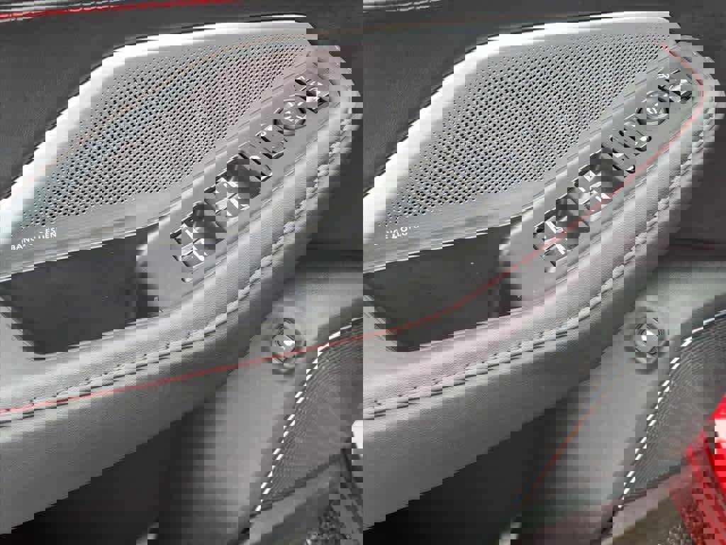 Certified 2025 Acura MDX A-Spec image 21