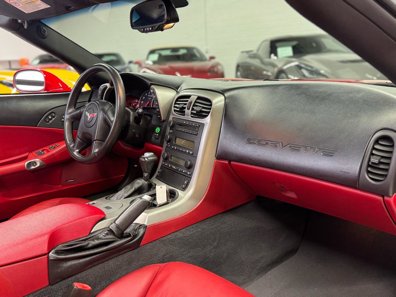 Used 2005 Chevrolet Corvette Convertible w/ Preferred Equipment Group image 46