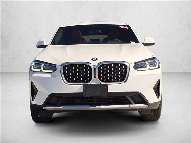 Used 2024 BMW X4 xDrive30i w/ Premium Package AWD/4WD image 2
