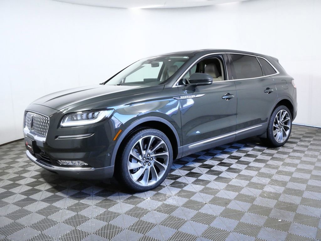 Certified 2022 Lincoln Nautilus Reserve w/ Equipment Group 202A image 5