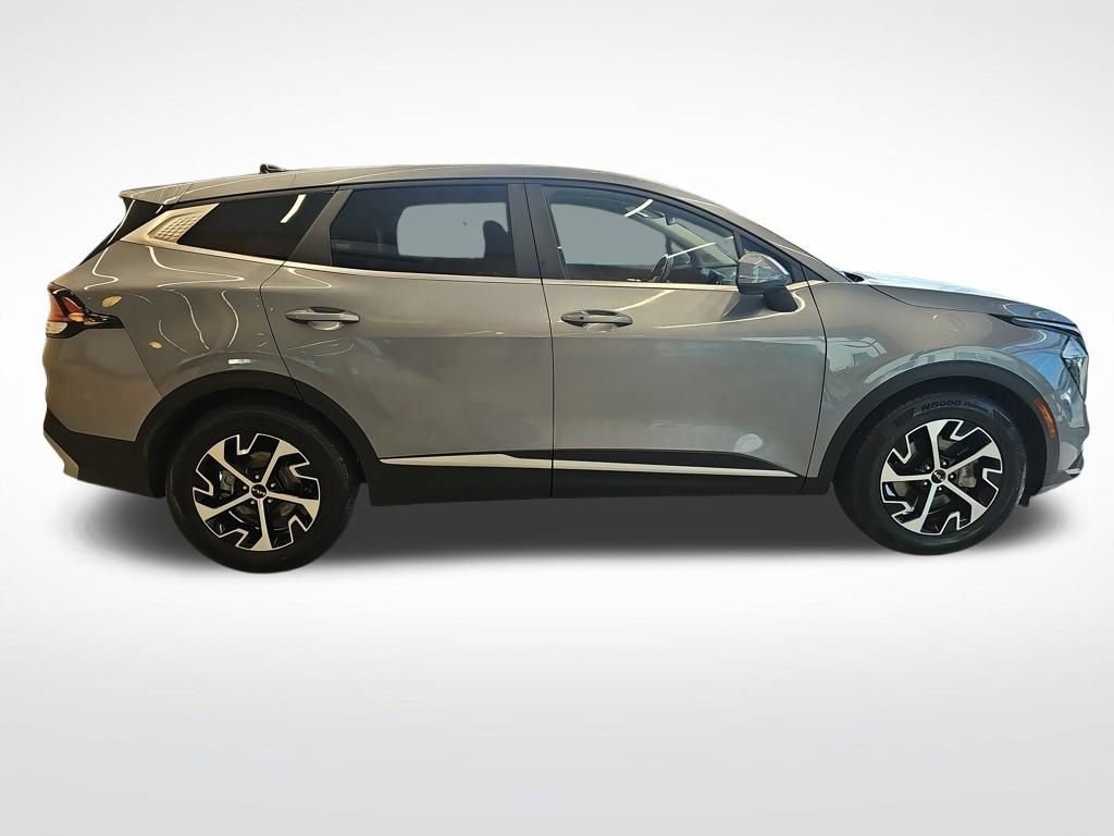 Certified 2023 Kia Sportage EX FWD image 8