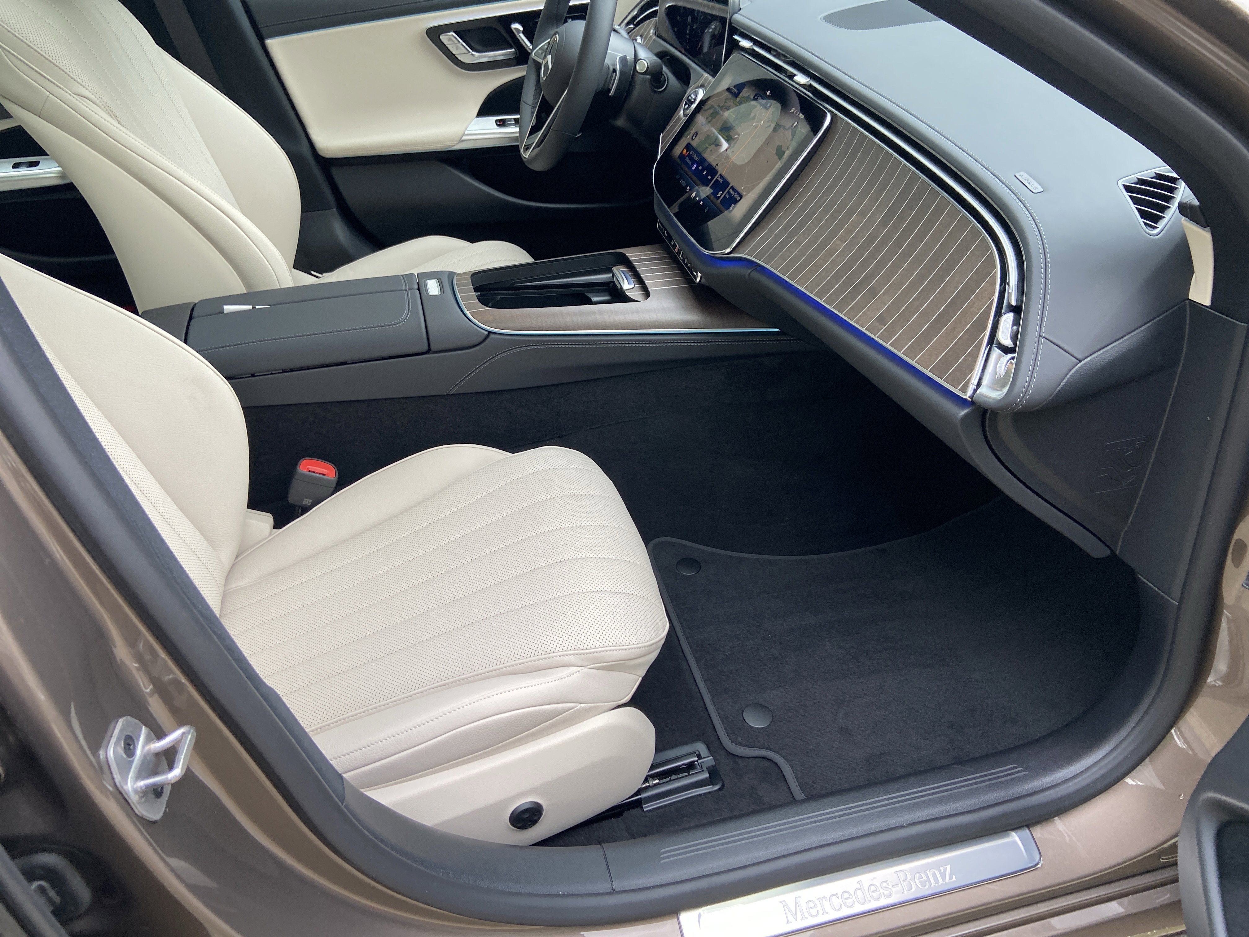 Certified 2026 Mercedes-Benz E 450 4MATIC Sedan image 49