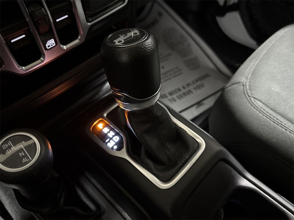 Used 2018 Jeep Wrangler Unlimited Sport S image 16