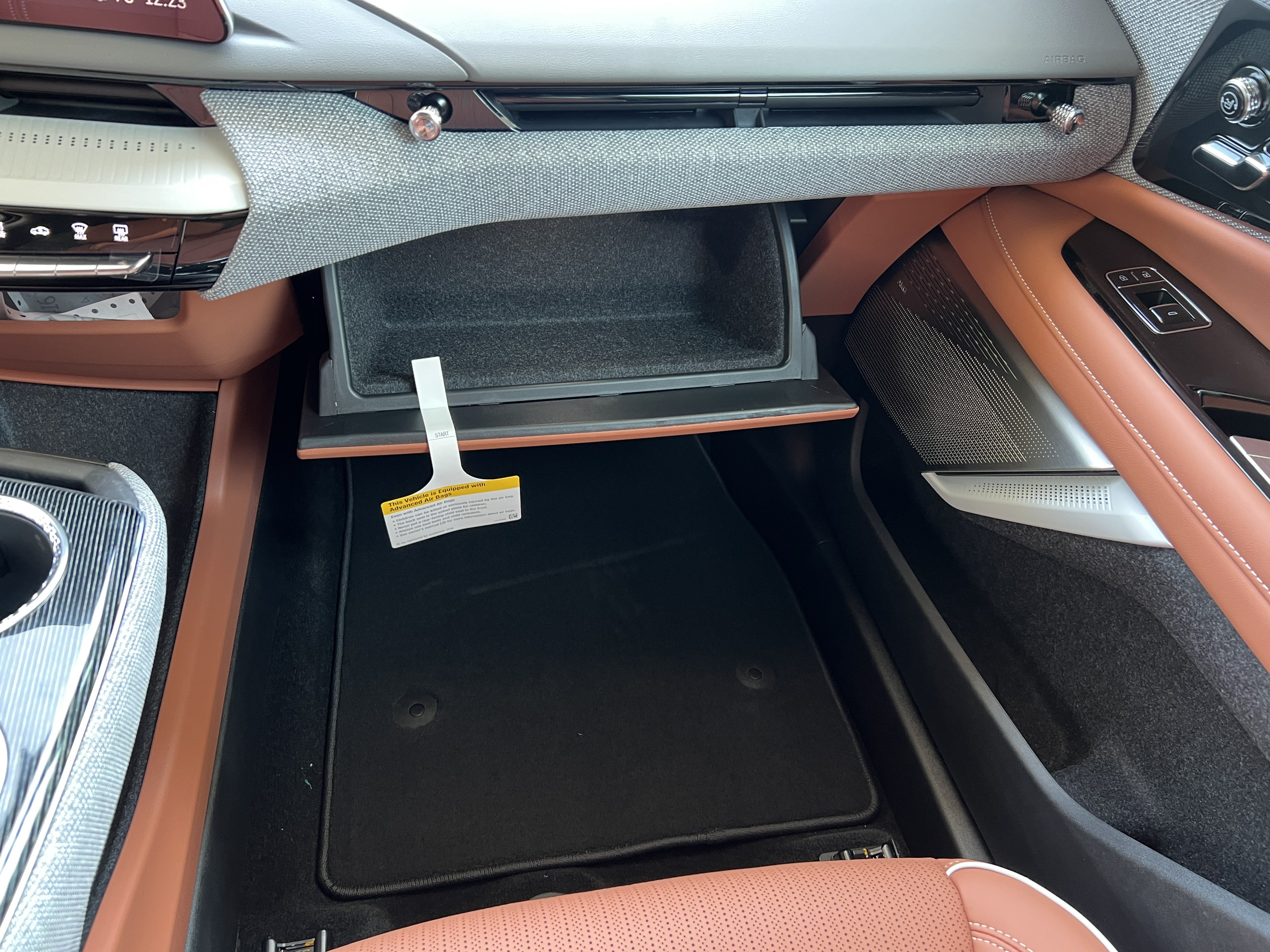 New 2027 Cadillac Optiq Premium Sport AWD/4WD image 36