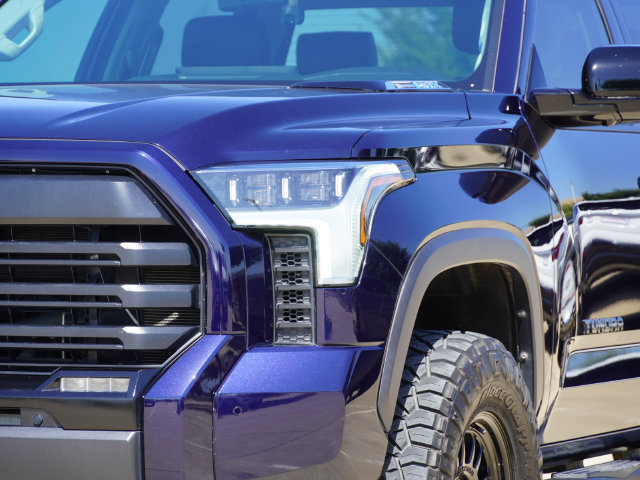 Used 2024 Toyota Tundra Limited AWD/4WD image 7